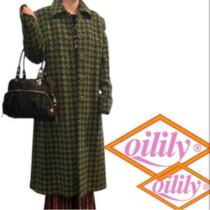 Oilily Houndstooth Wool/Carpet Coat 
42 or M-L